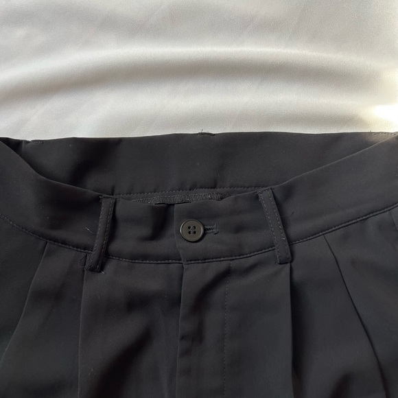 Size 0 petite black trousers - Picture 3 of 3